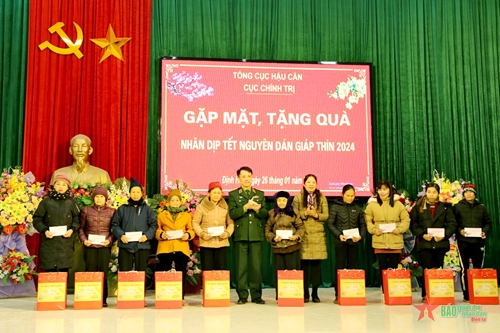 Cục Chính trị, Tổng cục Hậu cần tổ chức về nguồn tri ân tại Định Hóa, Thái Nguyên